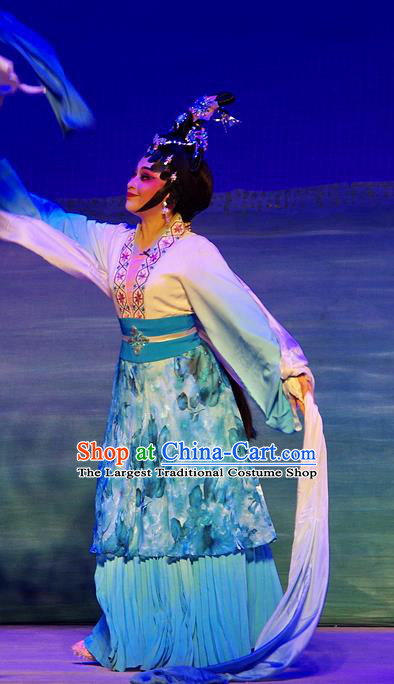 Chinese Cantonese Opera Village Lady Garment Costumes and Headdress Traditional Guangdong Opera Hua Tan Apparels Diva Xi Shi Dress