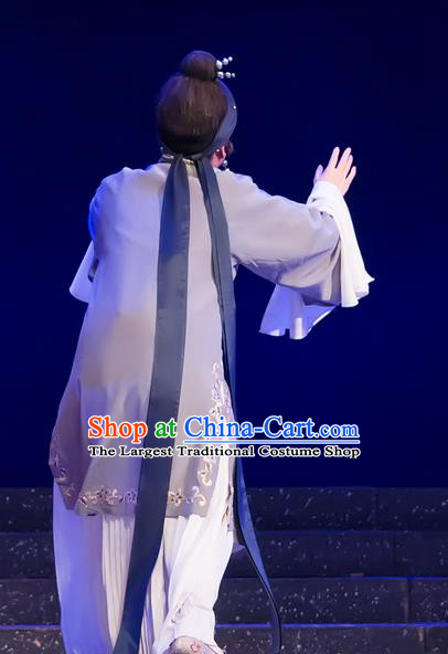 Chinese Cantonese Opera Pantaloon Garment The Romance of Hairpin Costumes and Headdress Traditional Guangdong Opera Laodan Apparels Dame Grey Dress