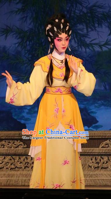 Chinese Cantonese Opera Young Beauty Garment Costumes and Headdress Traditional Guangdong Opera Actress Apparels Hua Tan Yellow Dress