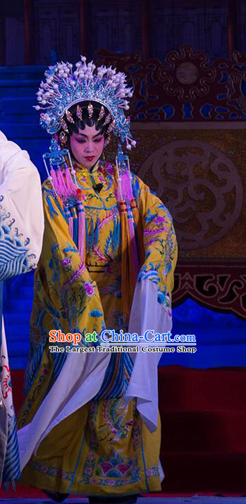 Chinese Cantonese Opera Empress Garment Wu Suo Dong Gong Costumes and Headdress Traditional Guangdong Opera Queen Apparels Court Woman Dress