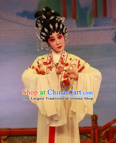 Chinese Cantonese Opera Diva Wei Biniang Garment Wu Suo Dong Gong Costumes and Headdress Traditional Guangdong Opera Young Female Apparels Hua Tan Dress