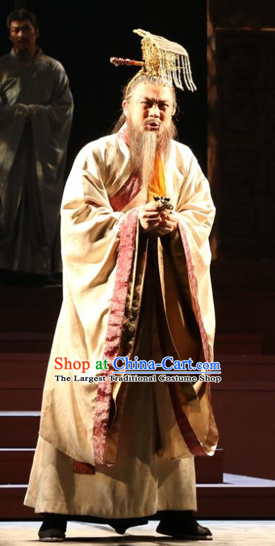 Chinese Traditional Han Dynasty Duke Clothing Stage Performance Historical Drama King of Nanyue Elderly Male Apparels Costumes Ancient Lord Zhao Tuo Garment and Headwear