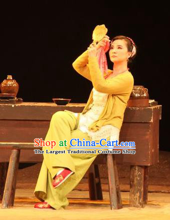 Chinese Historical Drama New Dragon Inn Ancient Hostess Jin Xiangyu Garment Costumes Traditional Stage Show Dress Ming Dynasty Female Apparels and Headpieces