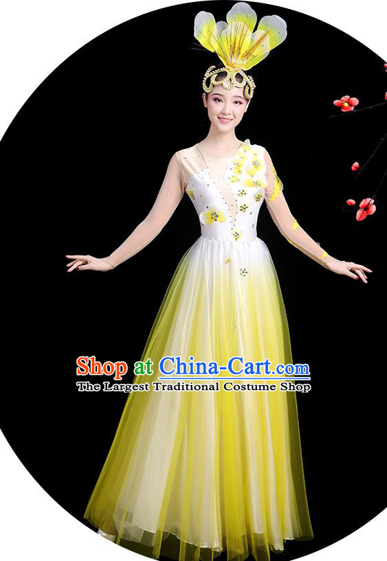 Traditional Chinese Jasmine Flower Dance Costumes Stage Show Modern Dance Garment Opening Dance Yellow Veil Dress and Headwear for Women