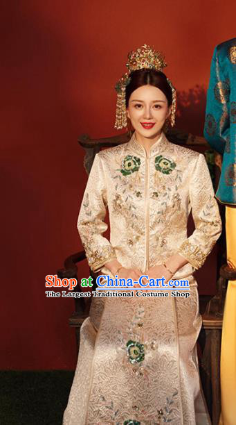 Chinese Traditional Bride Light Golden Apparels Embroidered Blouse and Dress Costumes Wedding Xiuhe Suits for Women