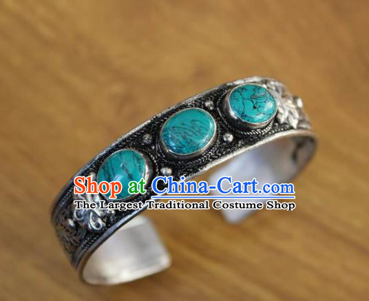 Chinese Traditional Tibetan Nationality Green Stone Bracelet Jewelry Accessories Decoration Zang Ethnic Handmade Silver Carving Bangle for Women