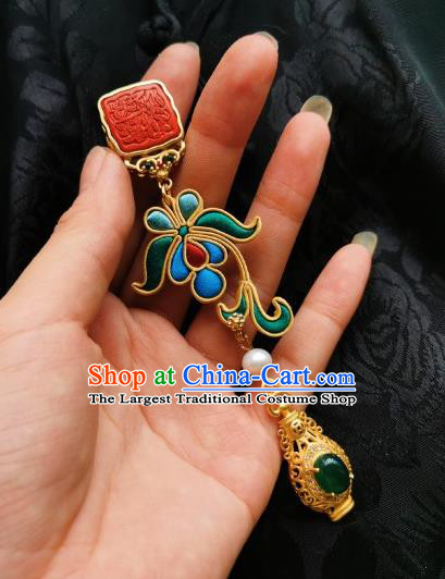 Chinese Classical Cheongsam Green Silk Iris Brooch Traditional Hanfu Accessories Handmade Breastpin Seal Tassel Pendant for Women