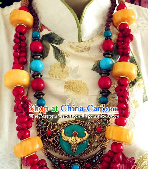 Chinese Traditional Zang Nationality Folk Dance Bull Head Green Necklet Decoration Tibetan Ethnic Handmade Retro Necklace Jewelry Accessories for Women