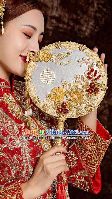 Top Grade Chinese Classical Wedding Golden Round Fan Accessories Handmade Ancient Bride Phoenix Tassel Palace Fans for Women