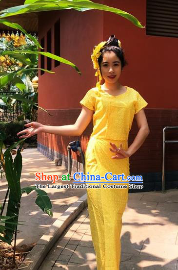 Chinese Dai Nationality Dance Costumes Traditional Dai Ethnic Yellow Blouse and Straight Skirt Full Set for Women
