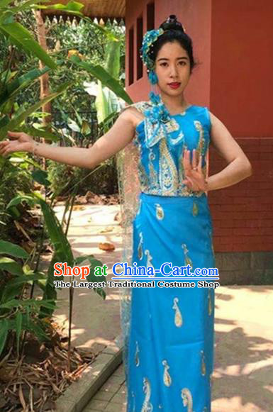 Traditional Chinese Dai Nationality Blue Blouse and Straight Skirt Outfit Dai Ethnic Dance Costumes with Tippet Veil