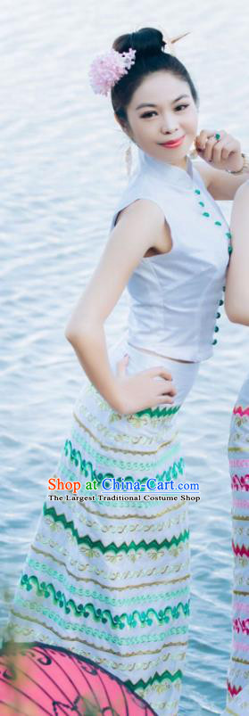 Traditional Chinese Dai Nationality Stage Performance Blouse and Straight Skirt Outfit Dai Ethnic Dance Fashion Costumes
