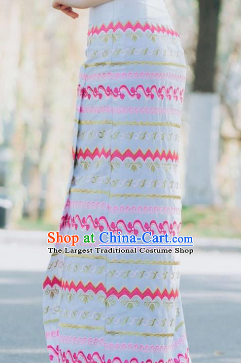 Chinese Dai Nationality Stage Performance Blouse and Straight Skirt Outfit Traditional Dai Ethnic Dance Fashion Costumes
