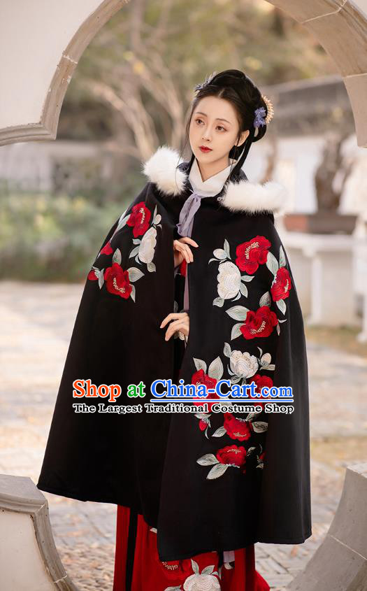 Chinese Ming Dynasty Embroidered Black Cape Costumes Traditional Ancient Noble Lady Garment Hanfu Cloak for Women