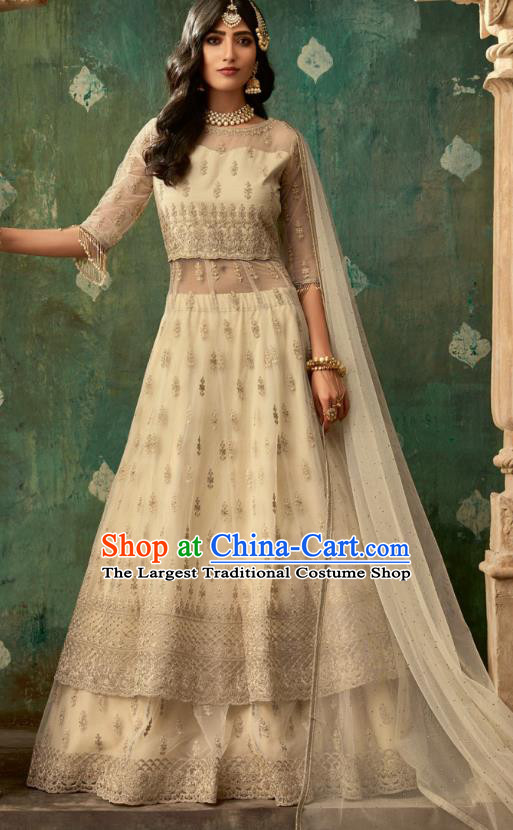 Top Asian India Beige Lehenga Costumes Asia Indian Traditional Bride Embroidered Blouse and Skirt and Sari Full Set