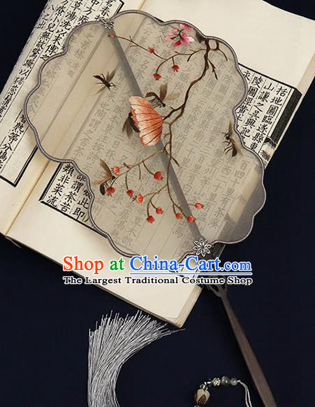 China Handmade Ebony Hanfu Fan Traditional Wedding Bride Silk Fan Embroidered Palace Fan