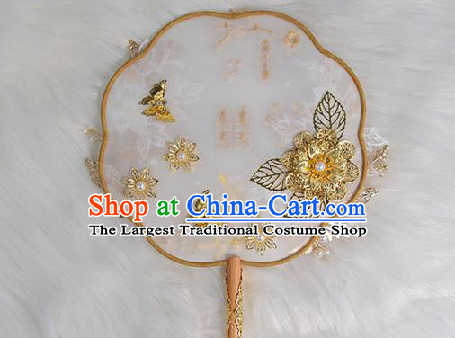 China Classical Wedding Circular Fan Traditional Handmade Shell Flowers Palace Fan