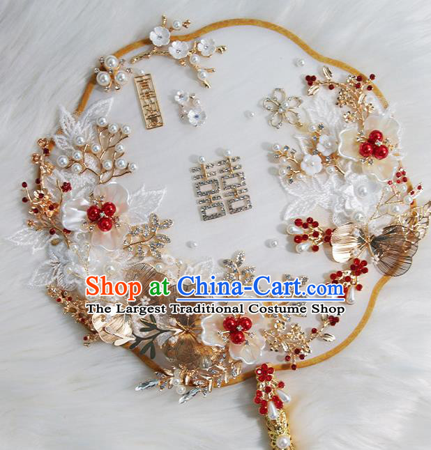 China Classical Wedding Circular Fan Traditional Handmade Shell Flowers Palace Fan