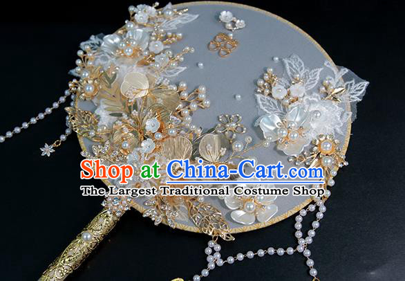 China Traditional Handmade Shell Flowers Palace Fan Classical Wedding Circular Fan