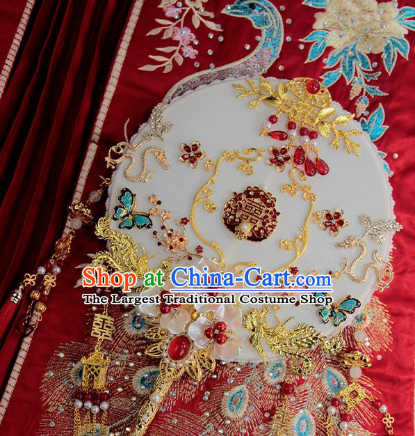 China Classical Wedding Golden Phoenix Tassel Circular Fan Handmade Palace Fan Traditional Shell Flowers Silk Fan