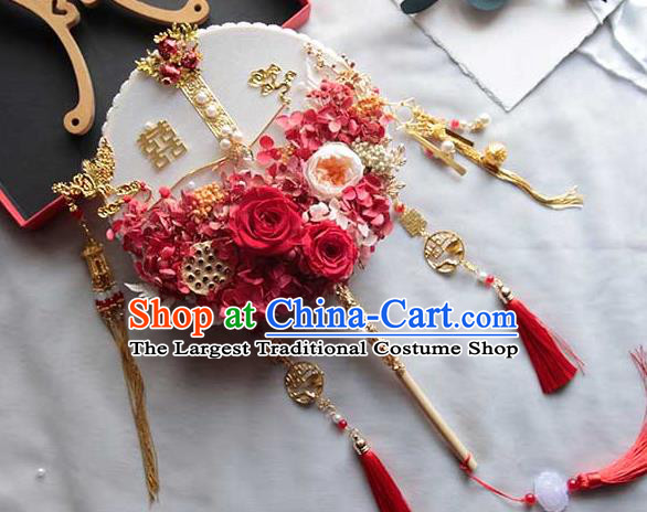 China Handmade Wedding Roses Palace Fan Classical Dance Fan Traditional Bride Golden Phoenix Tassel Circular Fan