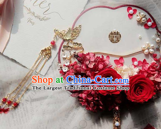 China Handmade Wedding Red Rose Palace Fan Traditional Bride Golden Phoenix Fan Classical Dance Fan