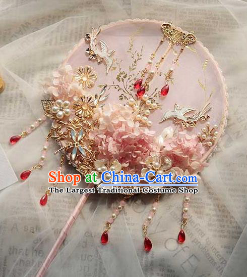 China Handmade Wedding Beads Tassel Palace Fan Traditional Bride Silk Fan Classical Dance Shell Plum Circular Fan