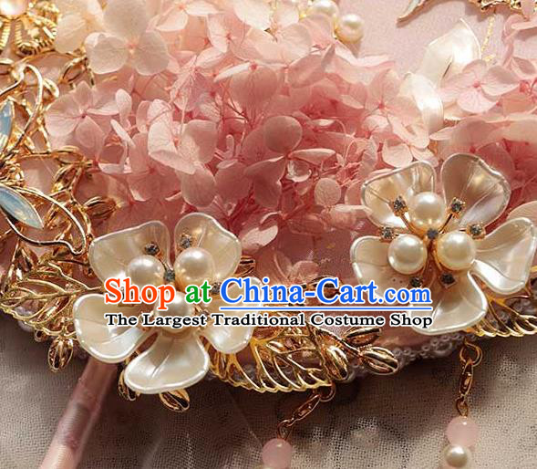 China Handmade Wedding Beads Tassel Palace Fan Traditional Bride Silk Fan Classical Dance Shell Plum Circular Fan
