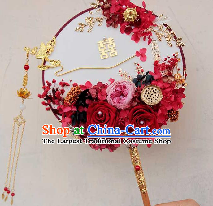 China Handmade Palace Fan Classical Wedding Circular Fan Traditional Red Rose Fan