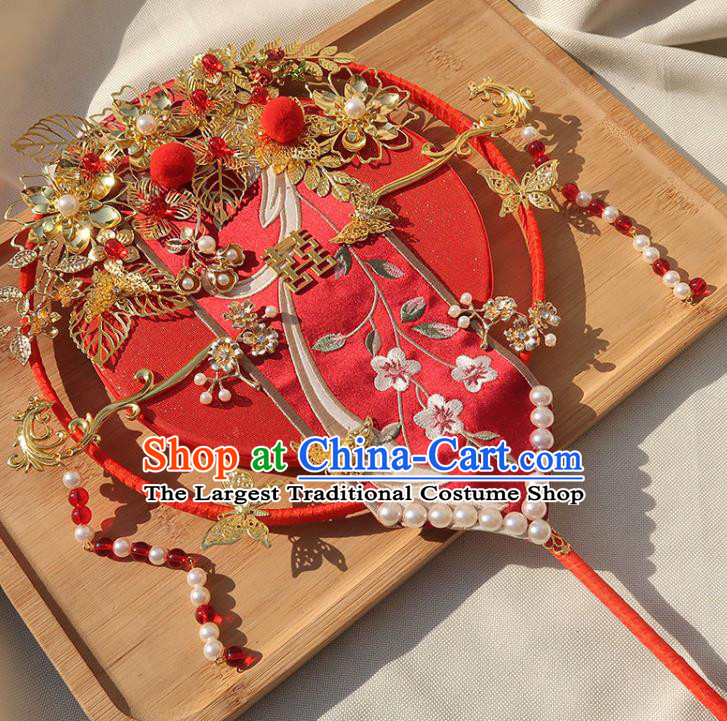 China Traditional Bride Golden Flowers Fan Classical Dance Circular Fan Handmade Wedding Red Silk Palace Fan