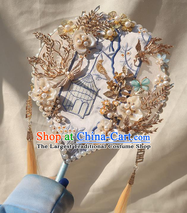 China Handmade Wedding Embroidered Beads Palace Fan Traditional Bride Fan Classical Dance Shell Flowers Circular Fan