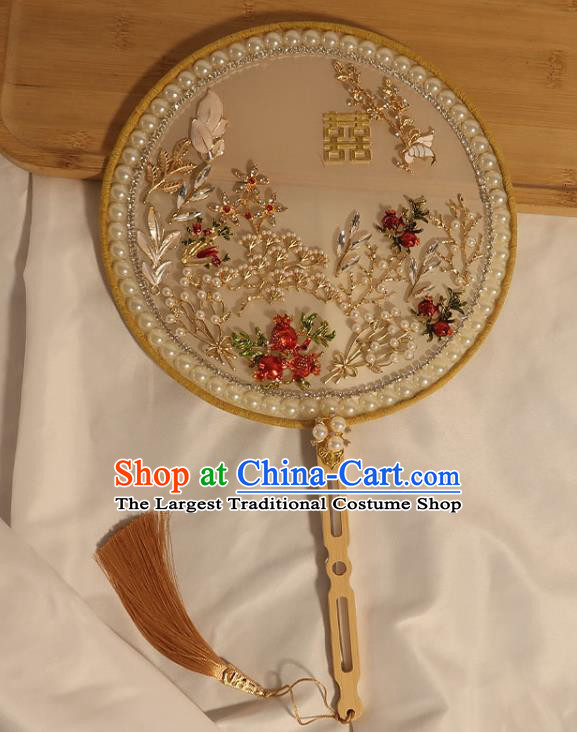 China Traditional Wedding White Silk Circular Fan Classical Dance Pomegranate Fan Handmade Bride Pearls Palace Fan