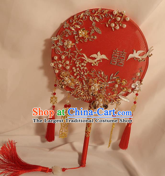 China Traditional Wedding Crystal Leaf Circular Fan Classical Dance Silk Fan Handmade Bride Red Palace Fan