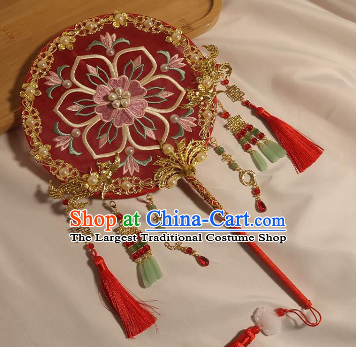 China Classical Dance Embroidered Red Silk Fan Handmade Bride Palace Fan Traditional Wedding Tang Dynasty Circular Fan