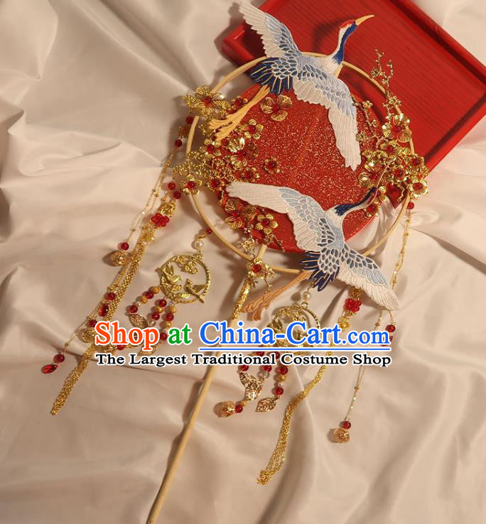 China Traditional Wedding Embroidered Crane Circular Fan Handmade Bride Palace Fan Classical Dance Red Silk Fan