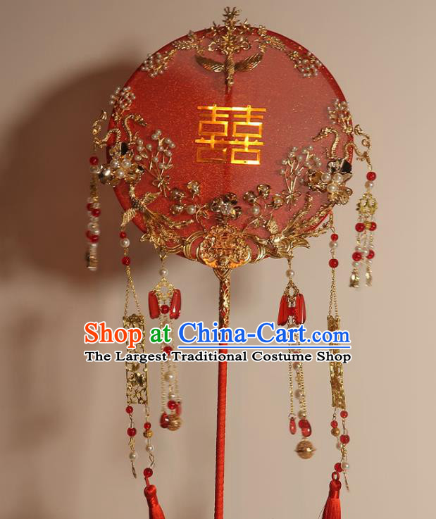 China Handmade Bride Palace Fan Classical Dance Circular Fan Traditional Wedding Red Silk Fan