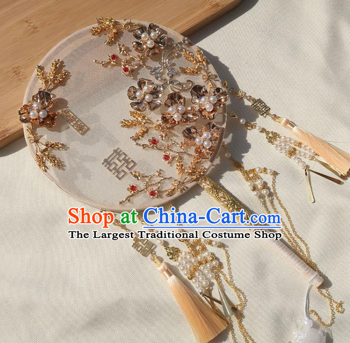 China Handmade Bride Plum Blossom Palace Fan Traditional Wedding Fan Classical Dance White Silk Fan