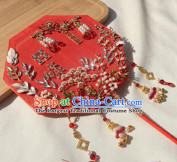China Handmade Bride Red Palace Fan Traditional Wedding Octagon Fan Classical Dance Golden Bells Tassel Fan