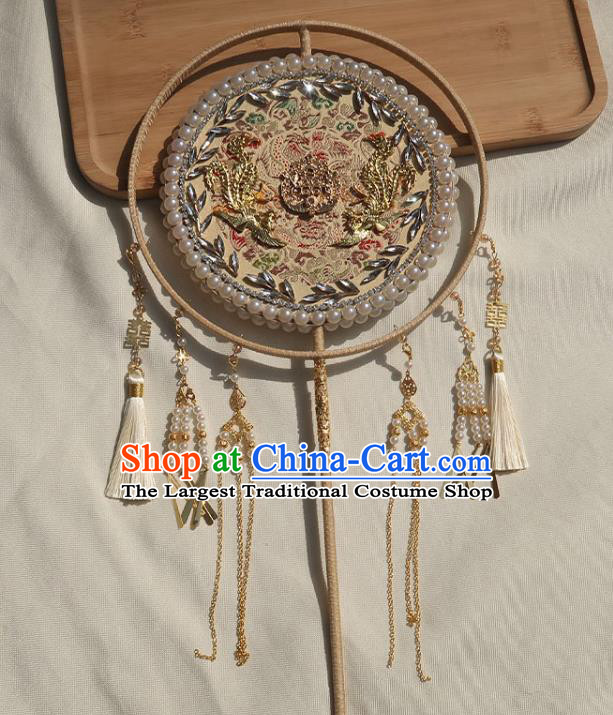 China Handmade Bride Embroidered Palace Fan Traditional Wedding Beige Circular Fan Classical Dance Pearls Fan