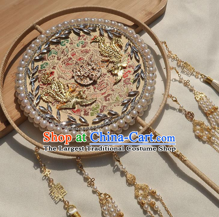 China Handmade Bride Embroidered Palace Fan Traditional Wedding Beige Circular Fan Classical Dance Pearls Fan