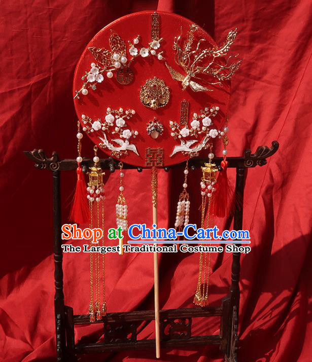 China Classical Dance Fan Traditional Wedding Red Circular Fan Handmade Bride Plum Blossom Palace Fan