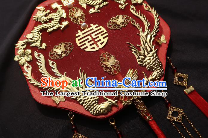 China Classical Wedding Fan Traditional Princess Hanfu Red Silk Fan Handmade Golden Dragon Phoenix Palace Fan