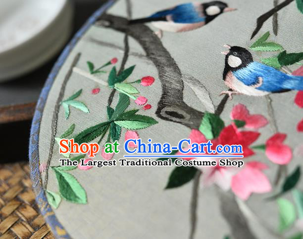 China Traditional Suzhou Embroidered Palace Fan Handmade Ebony Fan Classical Dance Silk Circular Fan