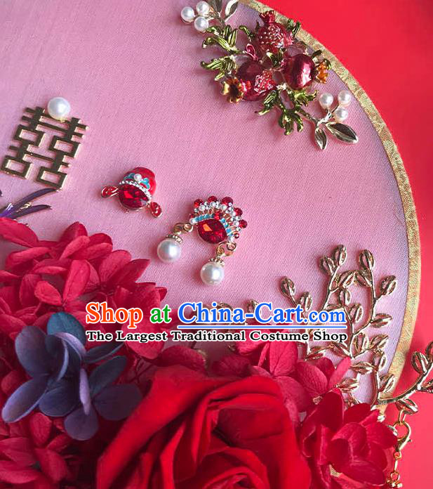 China Bride Circular Fan Wedding Silk Fan Handmade Palace Fan Traditional Red Rose Fan