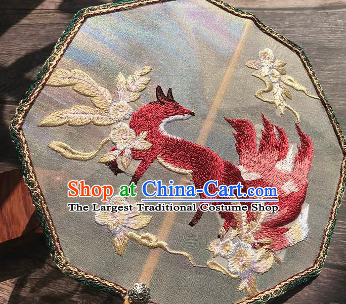 China Handmade Octagon Palace Fan Traditional White Silk Fan Wedding Embroidered Nine Tail Fox Fan