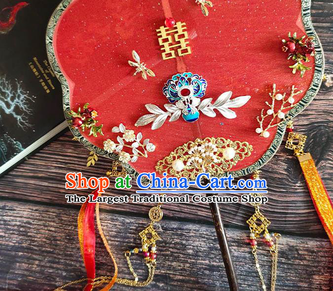 China Traditional Red Silk Fan Wedding Fan Handmade Blueing Lotus Palace Fan
