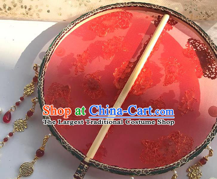 China Handmade Blueing Peony Palace Fan Wedding Circular Fan Traditional Red Silk Fan