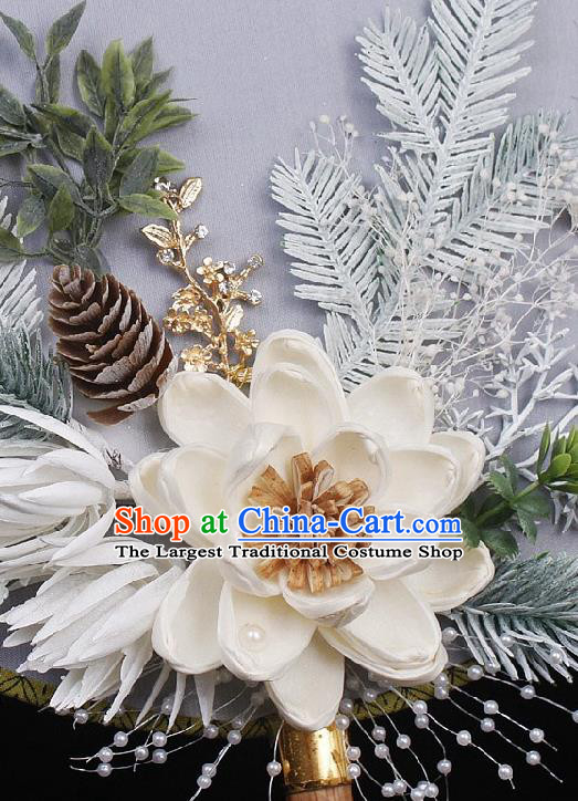 China Butterfly Circular Fan Traditional Wedding Silk Fan Bride Lace Handmade White Lotus Palace Fan