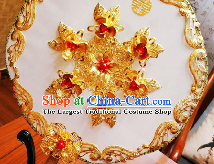 China Traditional Xiuhe Suit Silk Fan Handmade Wedding Palace Fan Bride Golden Flowers Circular Fan