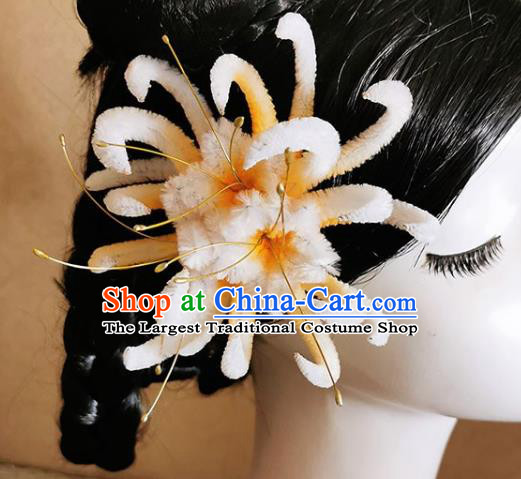 China Handmade Manjusaka Hair Stick Traditional Hanfu Yellow Velvet Hairpin